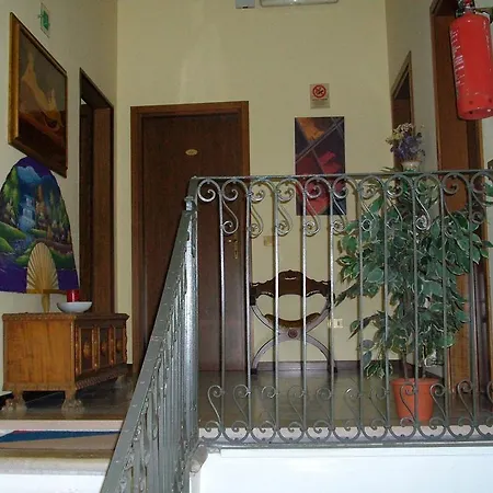 Hotel Alla Pesa 2*