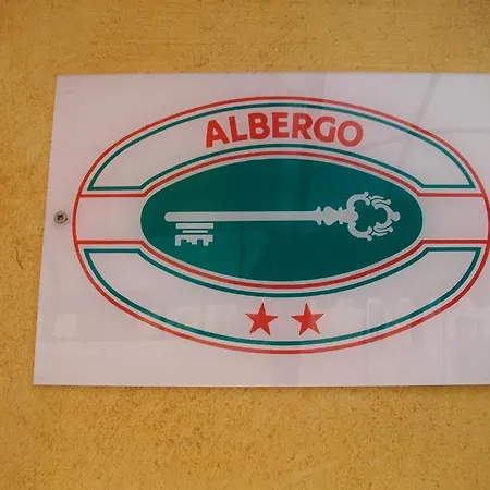 Szálloda Alla Pesa 2*